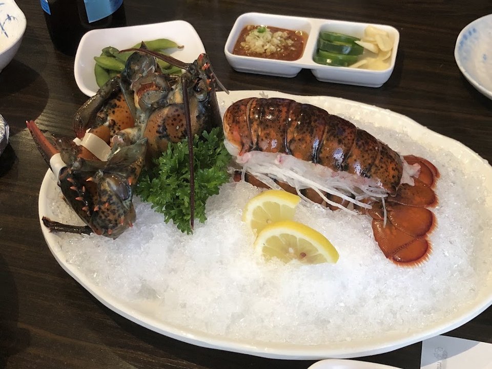 Live Lobster Sashimi